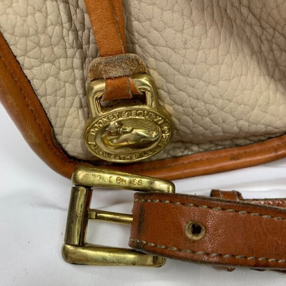 Vintage Dooney & Bourke AWL Shoulder Satchel Zipper Top Case Bone/British Tan - Picture 8 of 16